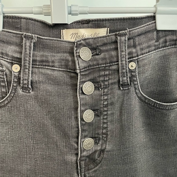 Madewell High Rise Black Button Fly Skinny Jeans Raw Hem Preowned Womens Size 26 - Picture 3 of 9
